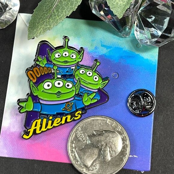Aliens Toy Story Lapel Pin Pixar Brooch Enamel Badge Pin Accessories Jewelry - Picture 2 of 5